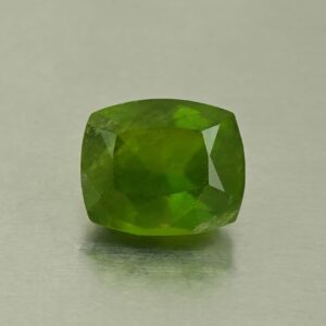 Vesuvianite cush 14.7x12.4mm 13.25cts N vs316