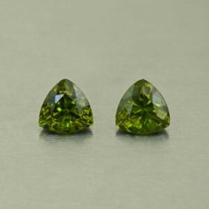 Vesuvianite trill pair 8.0mm 3.72cts N vs343