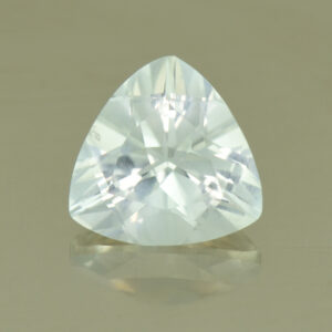 WhiteBeryl trill 8.0mm 1.62cts N wb115 1