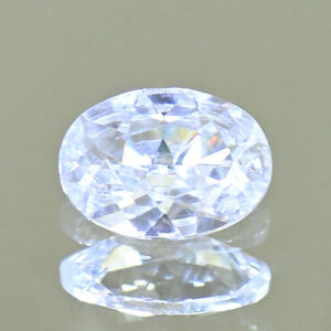 WhiteZircon oval 7.0x5.1mm 0.98cts H zn8018