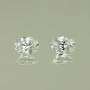 WhiteZircon oval pair 7.6x5.5mm 2.93cts H zn3932