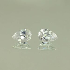 WhiteZircon pear pair 9.0x6.0mm 3.74cts H zn3935