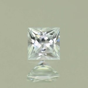 WhiteZircon princess 4.5mm 0.71cts H zn5968