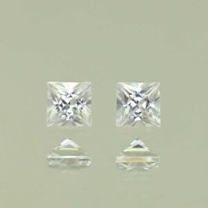 WhiteZircon princess pair 3.0mm 0.49cts H zn3628
