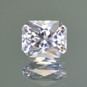 WhiteZircon rad 10.7x8.8mm 6.19cts zn2141