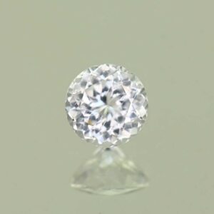 WhiteZircon round 5.0mm 0.68cts H zn5572