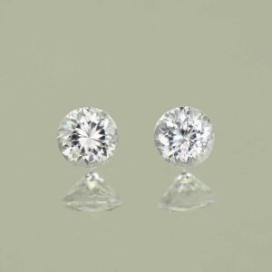 WhiteZircon round pair 4.0mm 0.74cts H zn3633