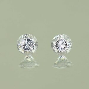 WhiteZircon round pair 4.5mm 1.08cts H zn3645