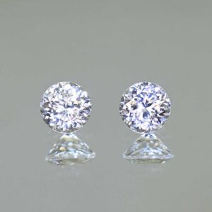 WhiteZircon round pair 5.5mm 2.04cts H zn4287