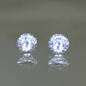 WhiteZircon round pair 6.5mm 3.26cts H zn5879