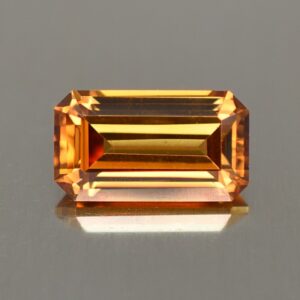 YellowOrangeZircon eme cut 9.3x5.2mm 2.38cts N zn2090
