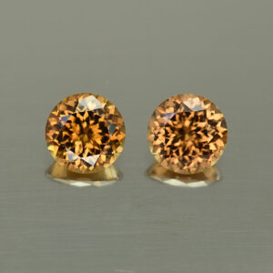 YellowOrangeZircon round pair 7.5mm 4.54cts N zn4137