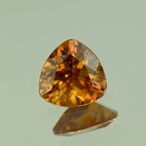 YellowOrangeZircon trill 6.9mm 1.49cts N zn7532