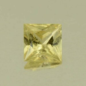 YellowSapphire princess 4.0mm 0.38cts N sa641