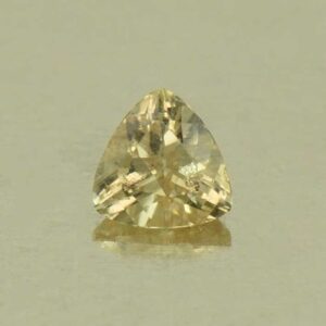 YellowSapphire trill 2.7mm 0.06cts N sa657