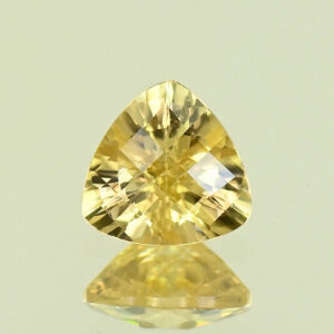 YellowZircon ch trill 7.6x7.4mm 2.21cts H zn8027