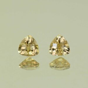 YellowZircon ch trill pair 5.0mm 1.30cts H zn3832