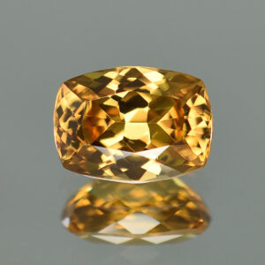 YellowZircon cush 12.5x9.2mm 8.03cts H zn581 crop