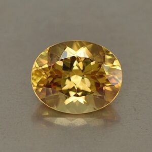 YellowZircon oval 10.5x8.5mm 4.63cts zn2682
