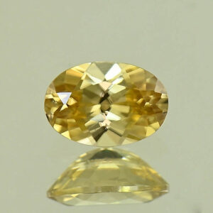 YellowZircon oval 6.5x4.5mm 0.88cts H zn8029