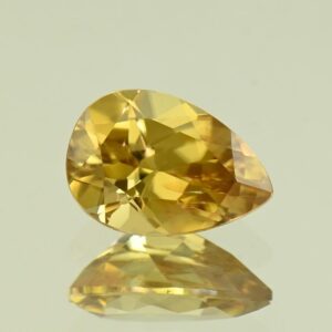 YellowZircon pear 10.1x6.9mm 2.84cts H zn8035