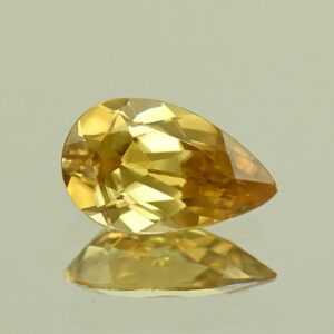 YellowZircon pear 10.6x6.5mm 2.40cts H zn8036