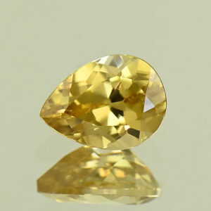 YellowZircon pear 8.1x6.0mm 1.88cts H zn8032