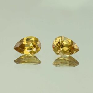 YellowZircon pear pair 10.0x7.0mm 5.54cts H zn3793