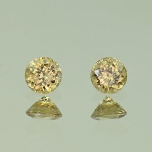 YellowZircon round pair 4.5mm 1.07cts H zn3763