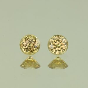 YellowZircon round pair 4.5mm 1.08cts H zn3816