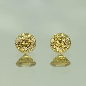 YellowZircon round pair 5.5mm 2.10cts H zn3774