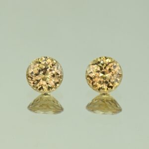YellowZircon round pair 6.0mm 2.60cts H zn3825