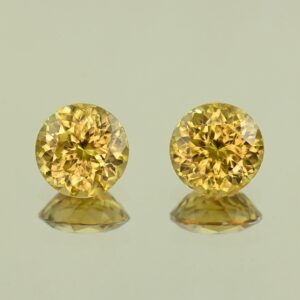 YellowZircon round pair 9.0mm 8.24cts H zn8108