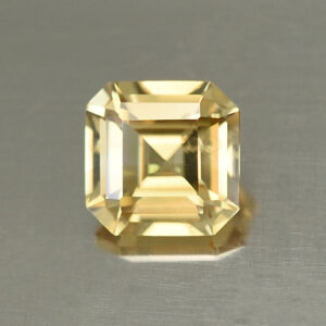 YellowZircon sq eme cut 6.3mm 1.78cts H zn2250