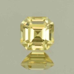 YellowZircon sq eme cut 6.5mm 2.06cts H zn6650