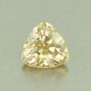 YellowZircon trill 6.3mm 1.36cts H zn5319