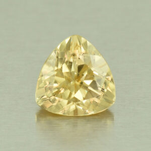 YellowZircon trill 7.7mm 2.44cts H zn5322