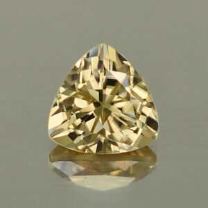 YellowZircon trill 8.0mm 2.83cts H zn4586