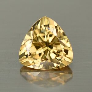 YellowZircon trill 9.6mm 4.61cts zn3757