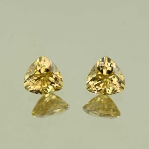 YellowZircon trill pair 5.5mm 1.89cts H zn3833