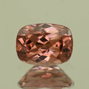 RoseZircon cush 6.9x5.1mm 1.27cts H zn8176