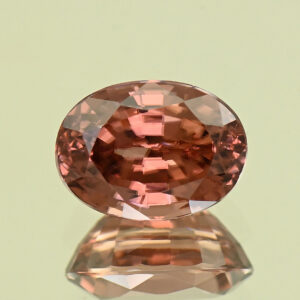 RoseZircon oval 10.8x7.9mm 5.35cts H zn883