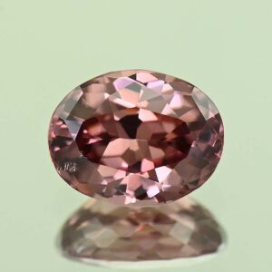RoseZircon oval 9.0x7.0mm 2.96cts H zn3118
