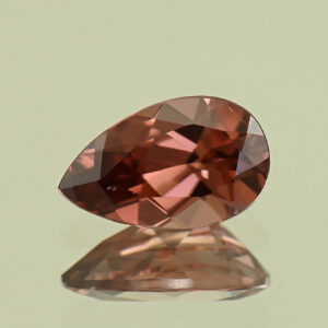 RoseZircon pear 10.6x6.5mm 2.83cts H zn3146