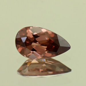 RoseZircon pear 9.5x5.5mm 1.83cts H zn8182