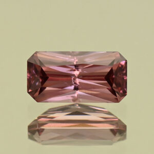 RoseZircon rad 10.0x5.0mm 2.57cts H zn8185