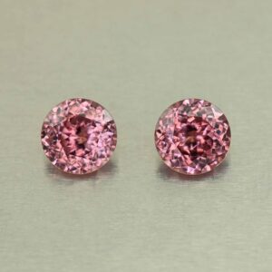RoseZircon round pair 8.0mm 5.59cts H zn8259