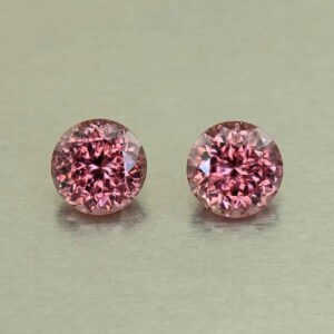 RoseZircon round pair 8.0mm 5.87cts H zn8263