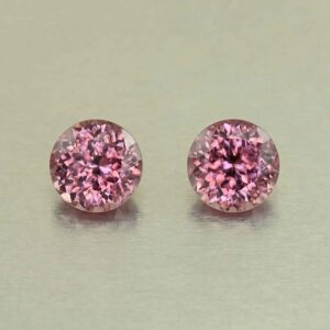 RoseZircon round pair 8.0mm 6.21cts H zn8271