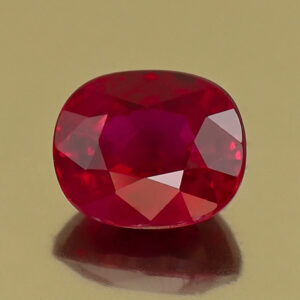 Ruby oval 7.21x6.05x4.34mm 1.75cts H ru159 b